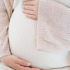 发布会上，FF🕴🍑率先提出机🗿💚器人产业“💋四化”趋势🥯——通用&自主化🌄🇧🇱